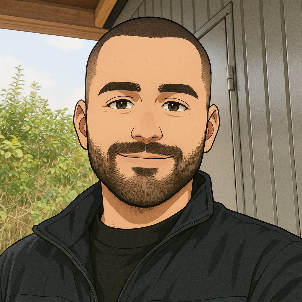 Anime-Porträt von Mojeeb Safi, Gründer von Safiart, vor einem modernen Hintergrund – inspiriert vom Stil japanischer Animation.